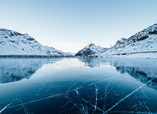 拉波尔塔与莱万沙特之旅亲密会见全球巴萨球迷|巴塞罗那|罗伯特·莱万多夫斯基|马西普|恩里克|西班牙皇家足球协会_新浪体育_新浪新闻